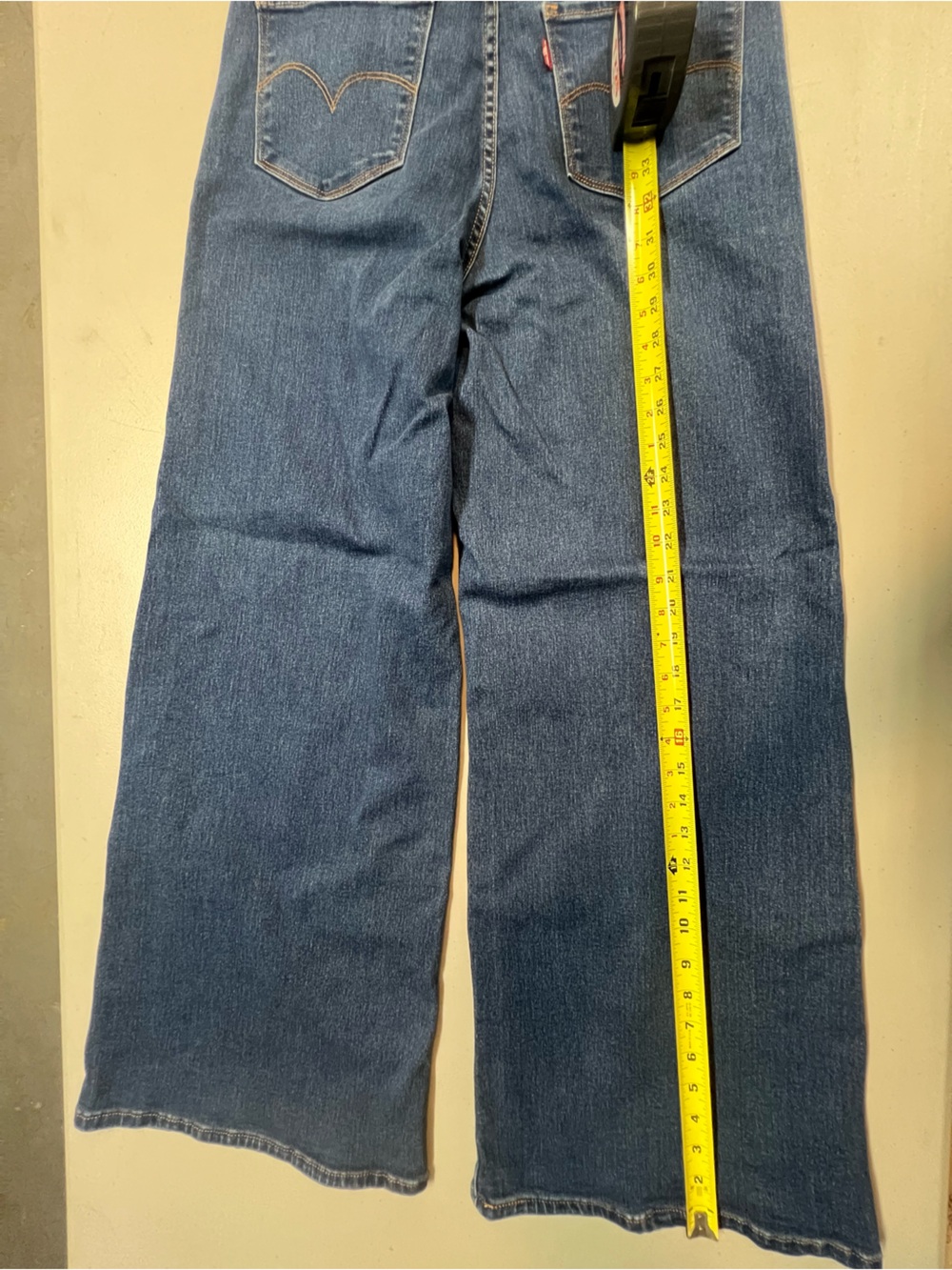 Levi’s 318 Shaping Wide Leg Jeans Women’s 30 W30 L32 Blue Stretch Denim - Picture 9 of 9